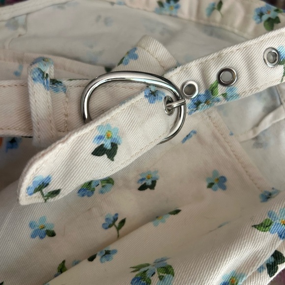 NWT WE WORE WHAT Cream Floral Cut Out Mini Skirt Denim Ivory Watercolor Ditsy M - Picture 16 of 16